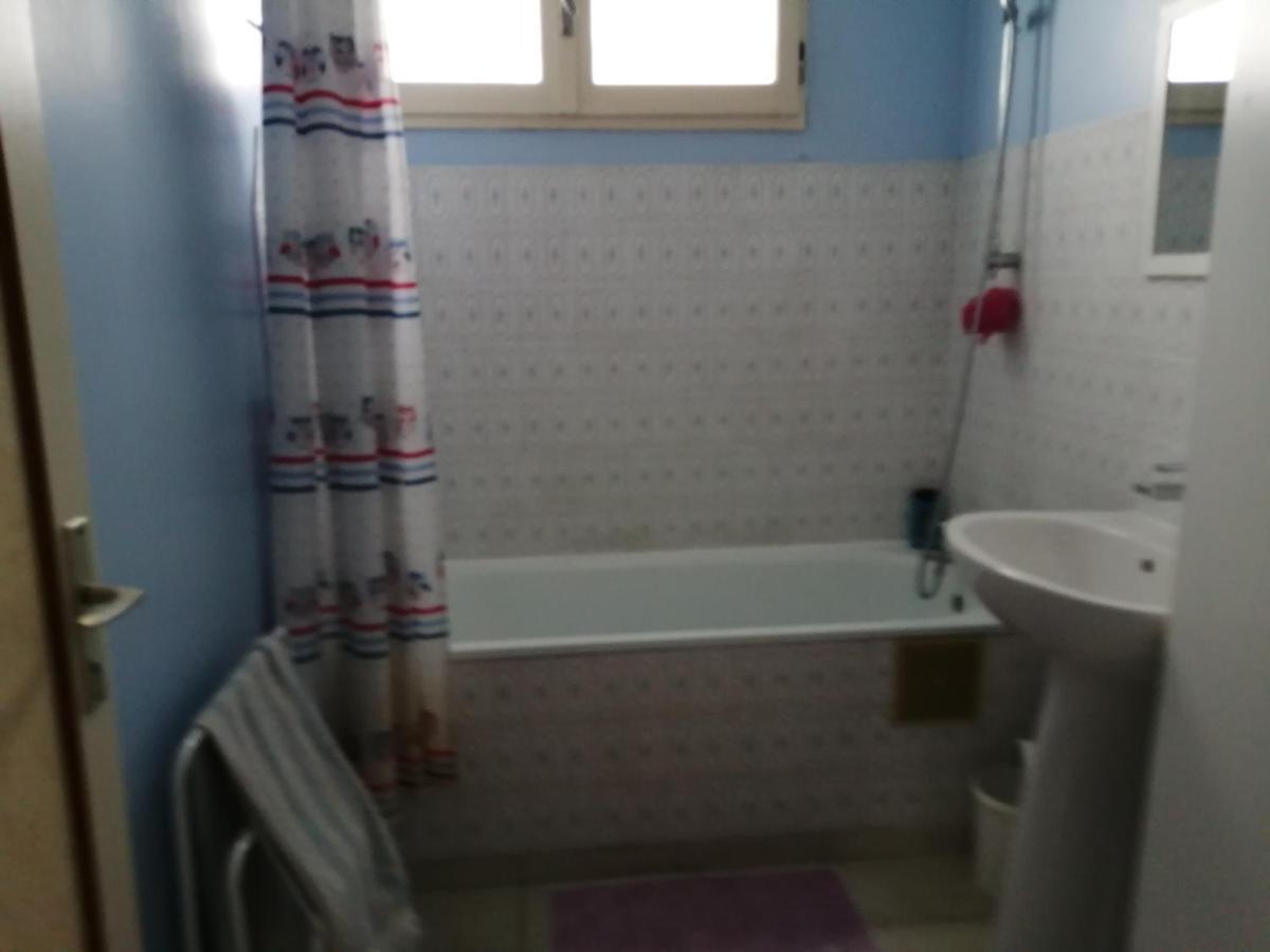 Bed and Breakfast La Pomponnette Bouresse Exterior foto